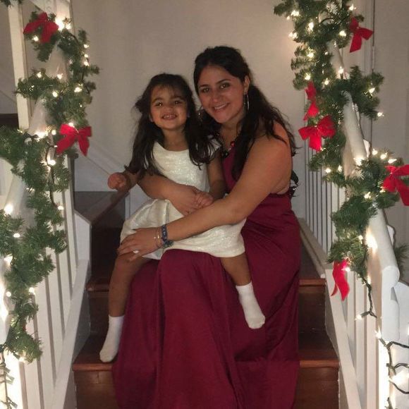 Meet your Posher, Amanda - Picture 1 of 1